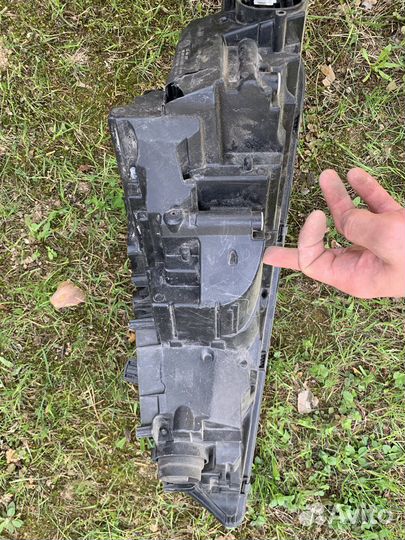 Фара передняя левая audi A4 b9 2018