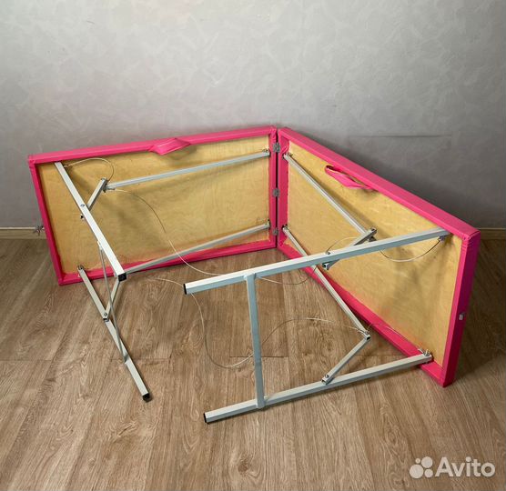 Складная кушетка / массажный стол новая