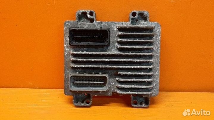 Блок управления двигателем Cadillac Escalade