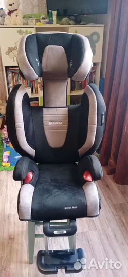 Детское автокресло 15-36 кг Recaro Monza Nova 2 из