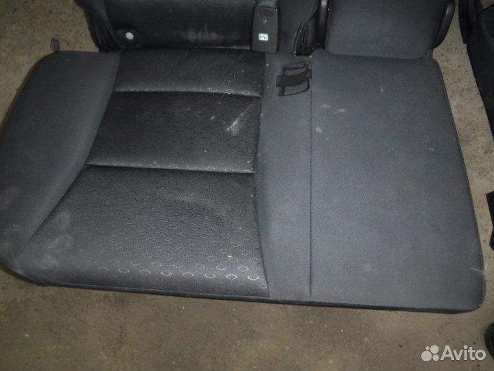 Сиденье 2-го ряда Ssang Yong Actyon D20DTF 2011