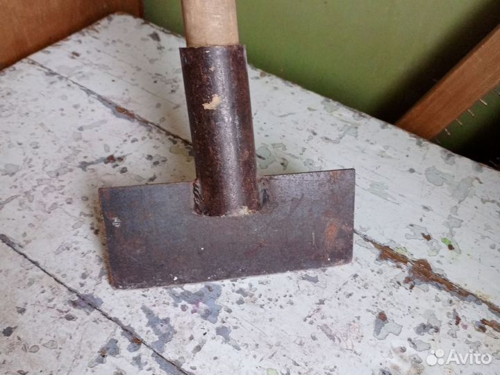 Топор ледоруб