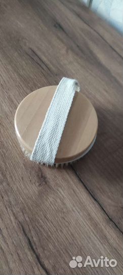 Щётка для сухого массажа