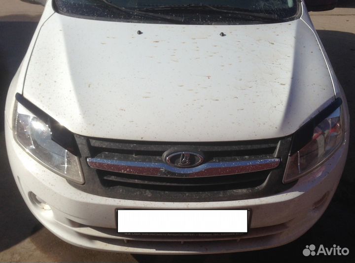 Декоративные ресницы LADA Granta