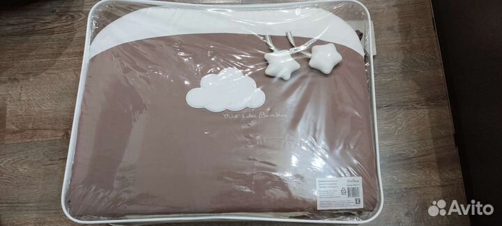 Комплект в детскую кроватку с бортиками