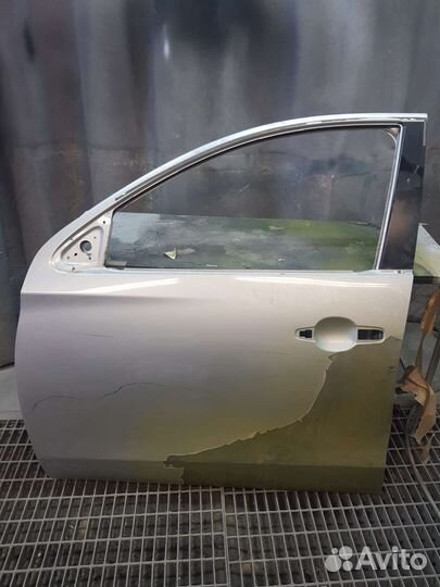 Дверь передняя левая Mitsubishi L200 2015