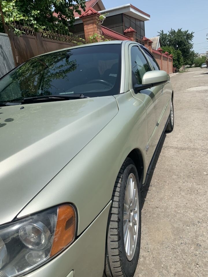 Volvo S60: фото владельца