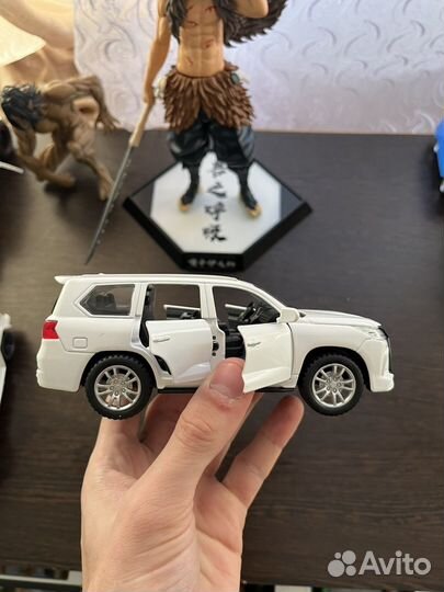 Коллекционная Металлическая Джип Лексус LX570