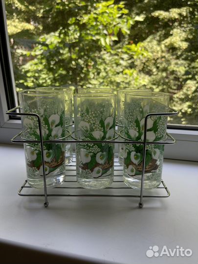 Набор стаканов в подставке