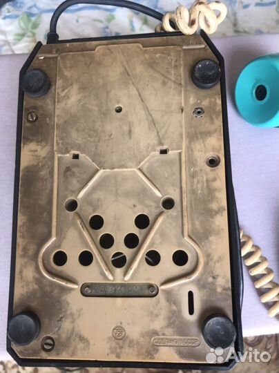 Стационарный телефон дисковый