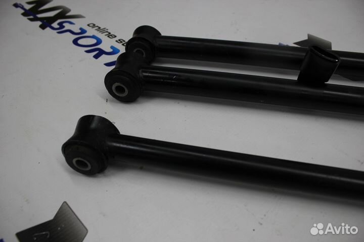 Комплект (Черных) реактивных тяг (штанг) 2107,Нива