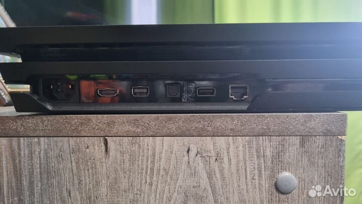 Sony PlayStation 4 ps4 pro 1tb с играми