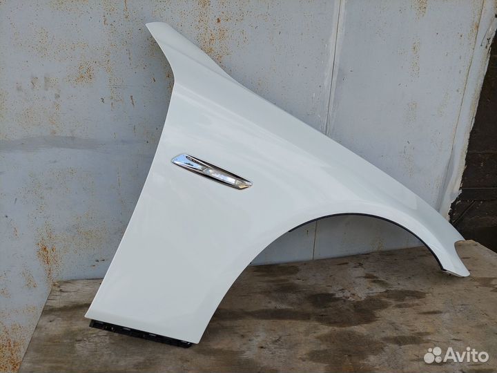 Переднее правое крыло BMW F10 F11