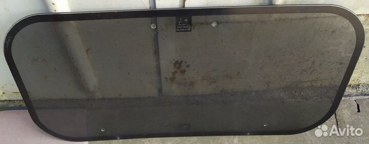 Стекло от автомобильного люка. Англия