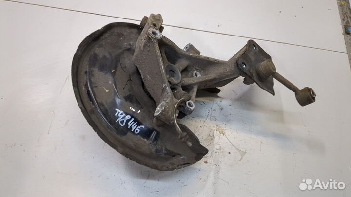 Ступица (кулак, цапфа) правая задняя Volkswagen Passat 7 Европа