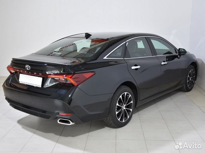 Toyota Avalon 2.5 AT, 2022