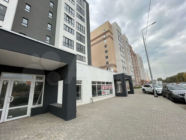 Торговое помещение, 246 м²