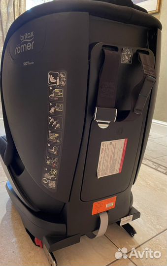 Автокресло britax romer trifix2 i size