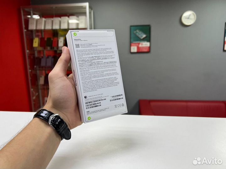 iPhone 15 Pro, 256 ГБ