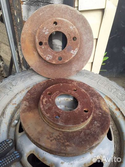 Тормозные диски передние Chery Very, Chery Bonus