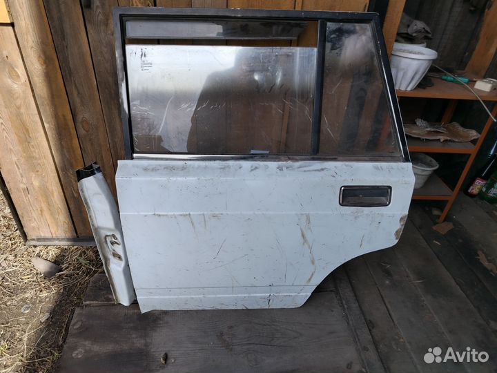 Двери задние на ваз 2104