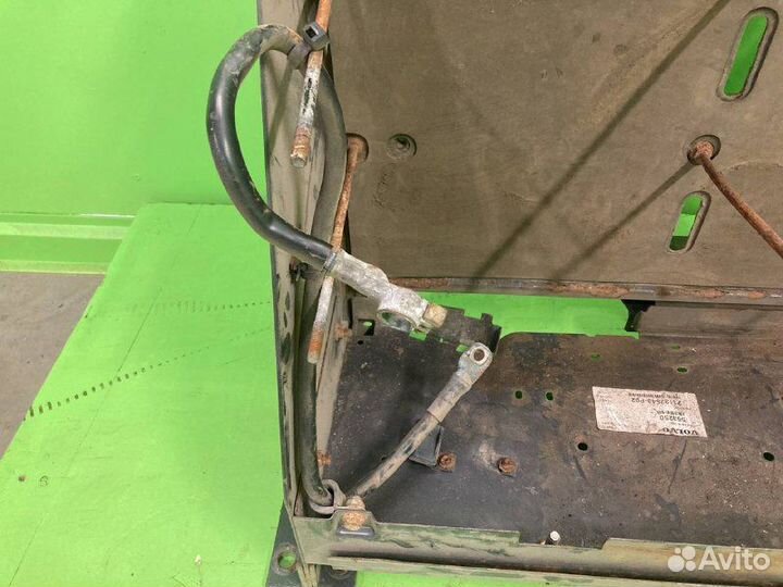 Ящик акб volvo FH13