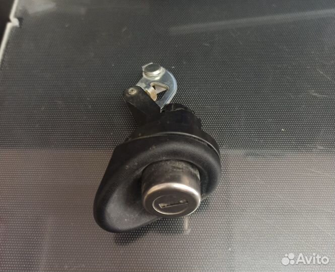 Ключ,личинка зажигание,двери рено логан 1