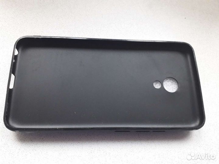 Чехол к смартфону