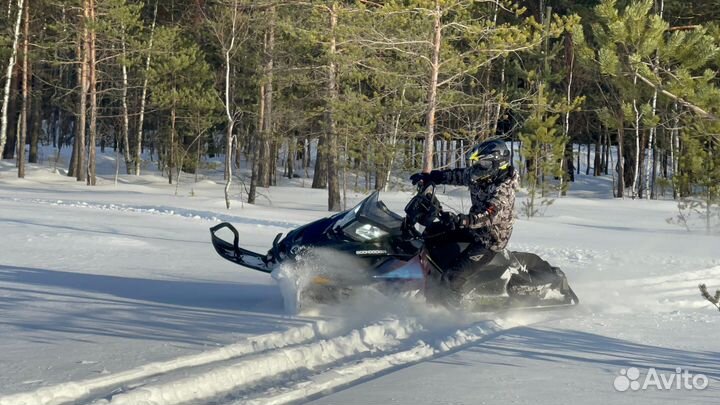 Детский снегоходный костюм fxr