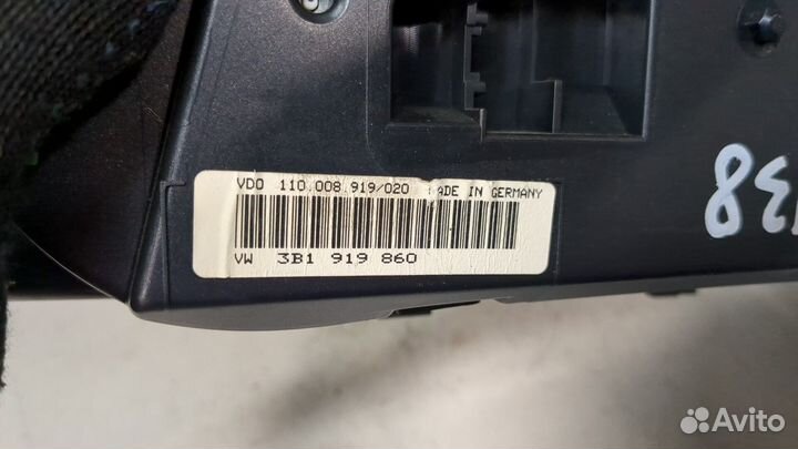 Щиток приборов Volkswagen Passat 5