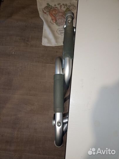 Костыли, ходунки,трости