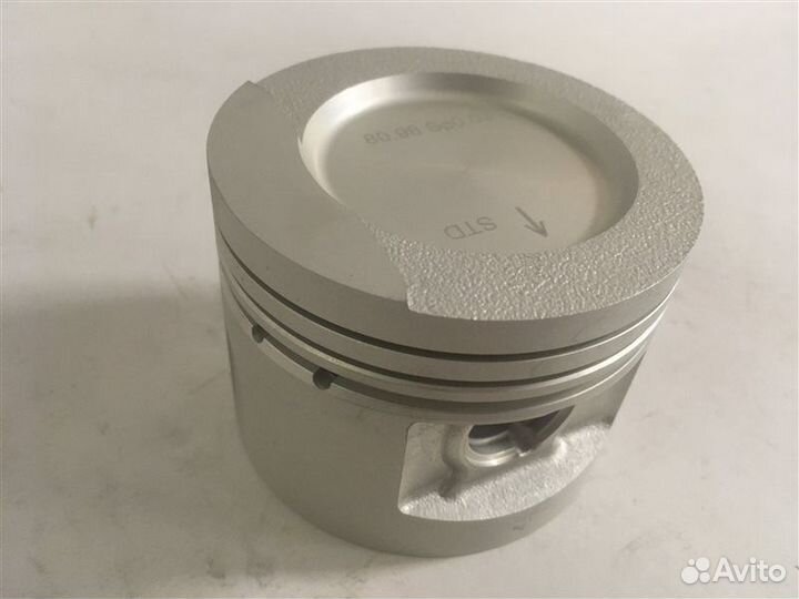 Поршень двигателя 107A618