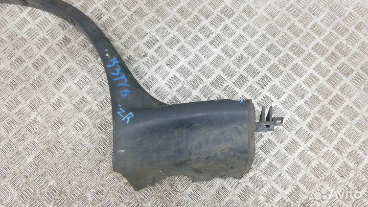 Молдинг крыла заднего правого на BMW X5 E53