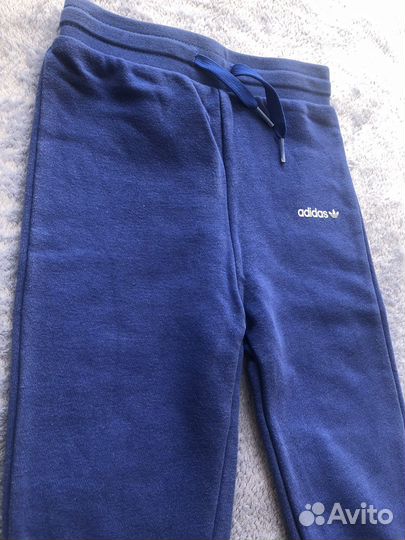 Спортивный костюм adidas для мальчика 98