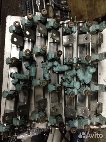 Форсунка топливная рампа Киа Рио Хендай Солярис