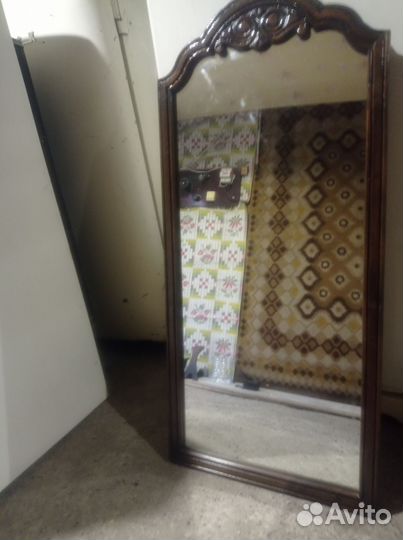 Зеркало настенное