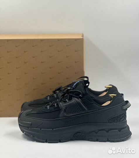 Кроссовки мужские Nike Vomero 5 Roam black