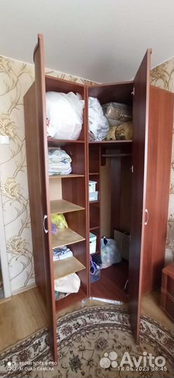 Спальный гарнитур