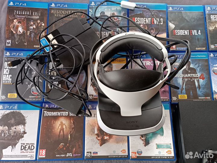 Sony PS4 pro + VR+диски