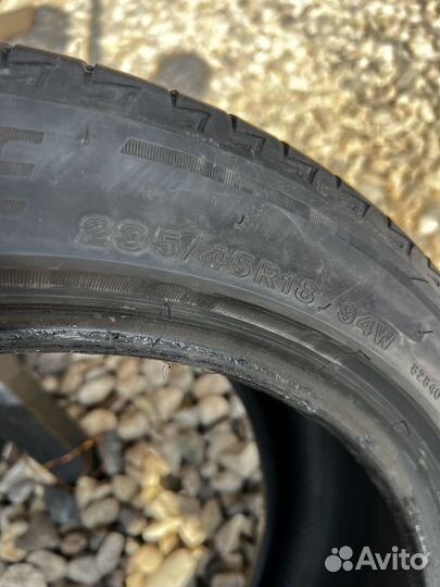 Bridgestone Turanza AR10 235/45 R18
