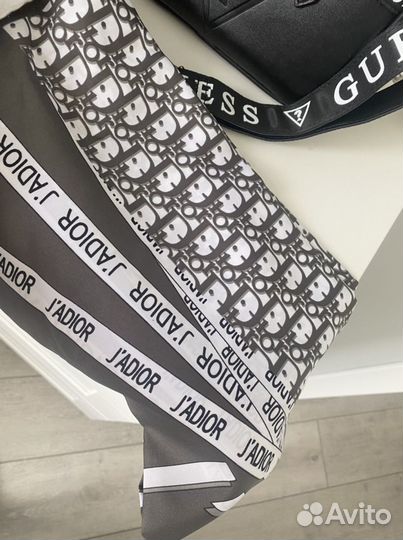 Шелковый платок Dior