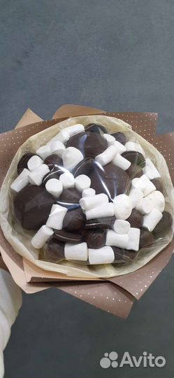 Съедобные/ сладкие букеты из зефира и конфет