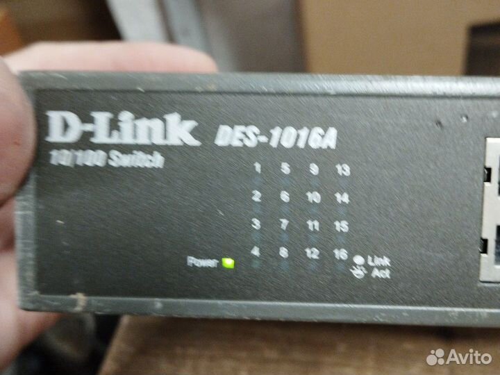 Свитч 10/100 D-Link DES-1016A 16 Port