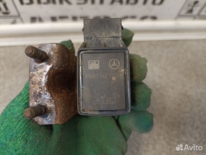 Датчик регулировки дорож. просвета Mercedes Benz