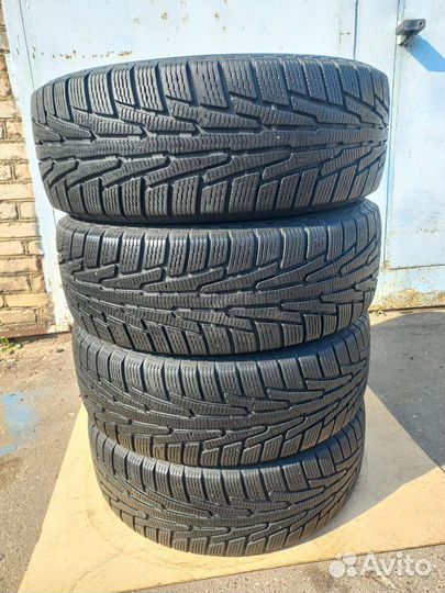 Nokian Tyres Hakkapeliitta R 235/60 R18