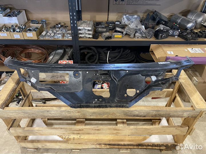 Задняя панель corvette c8