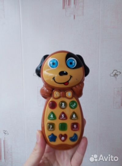 Телефон игрушка