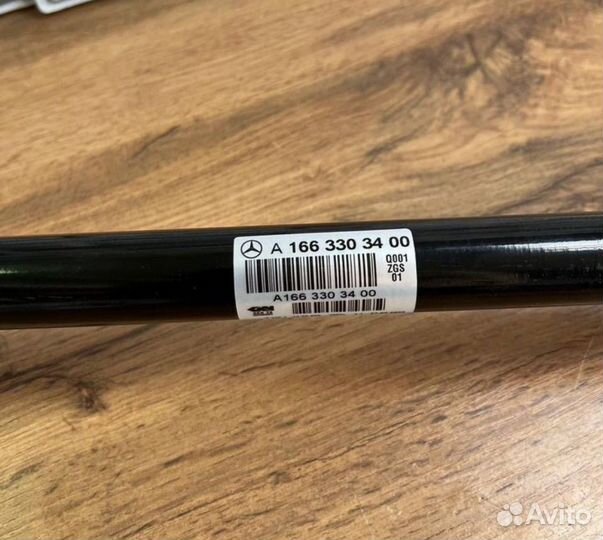 Привод передний правый Mercedes A1663303400