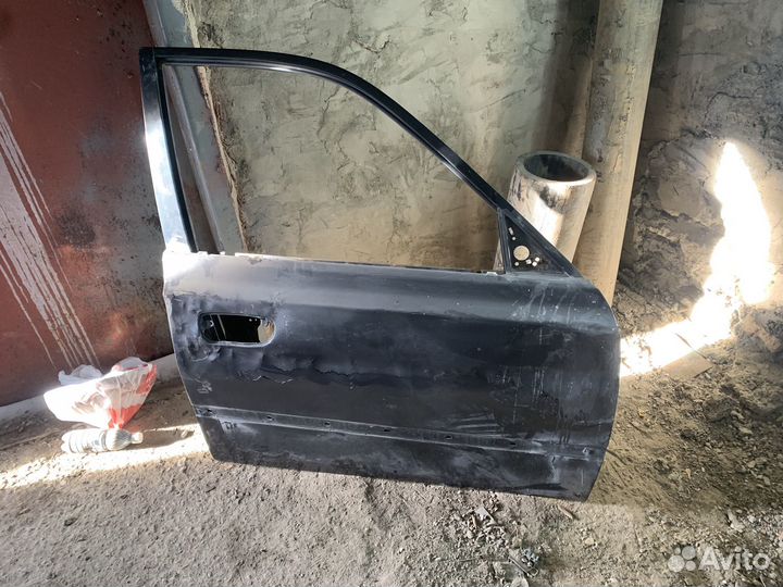 Дверь передняя правая accent