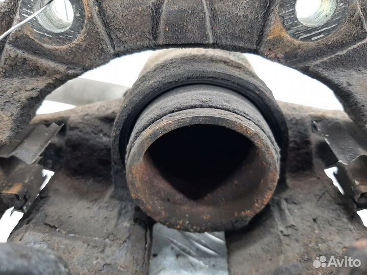 Суппорт передний левый для Peugeot-Citroen 307